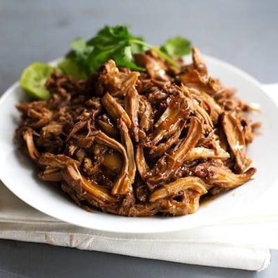 Honey Glazed Crockpot Chicken Adobo - simple pantry ingredients, hardly any hands-on time, 200 calories. | https://body-transform.today